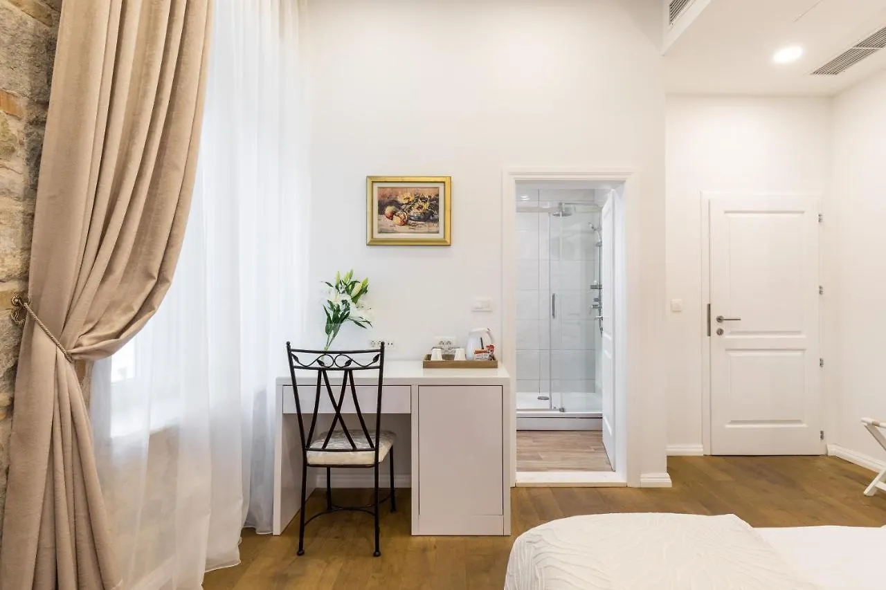 Pellegrini Luxury Rooms Split Pensionat