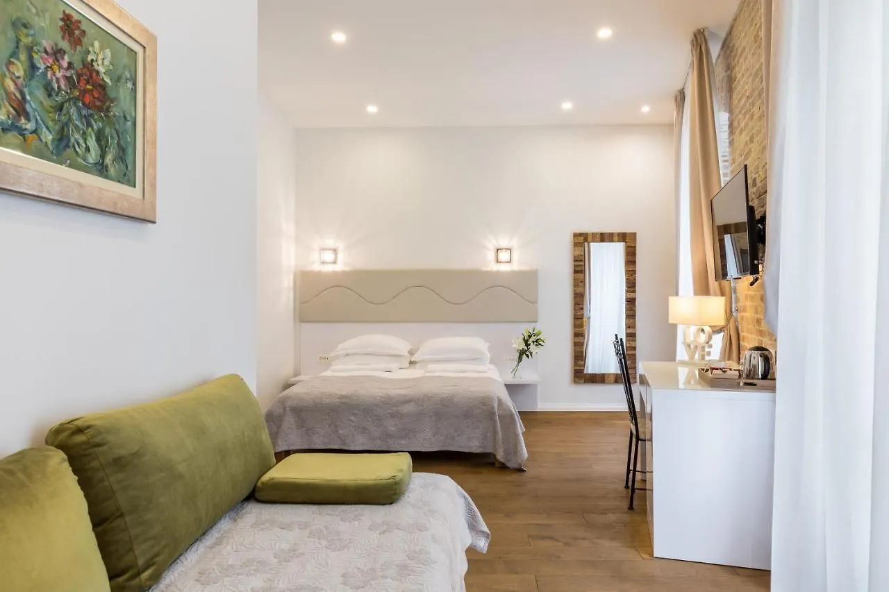 Pellegrini Luxury Rooms Split Guest house