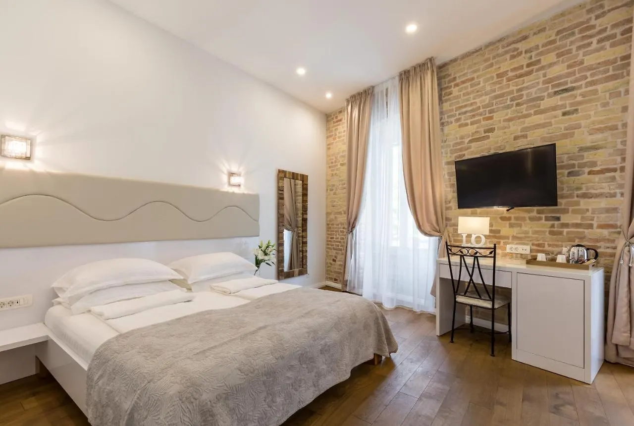 Pellegrini Luxury Rooms Split Guest house