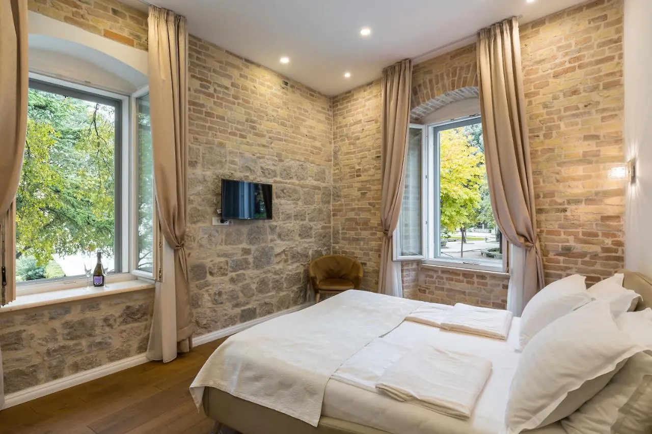 Pellegrini Luxury Rooms Split Guest house